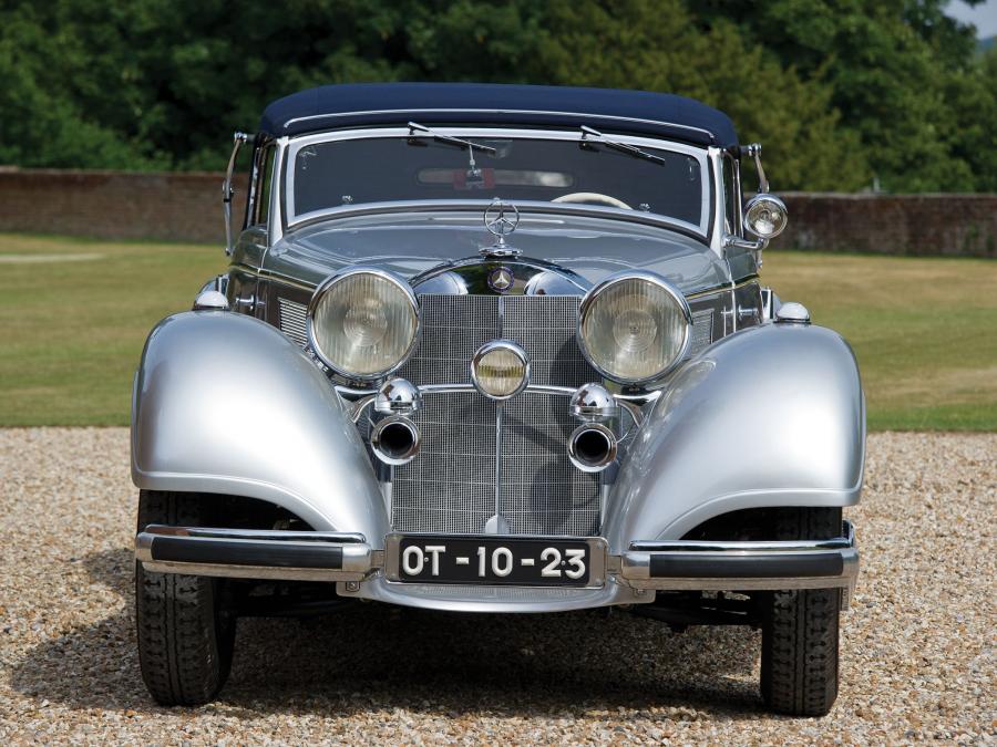  Mercedes-Benz 540K Cabriolet A 1937 года  (фото 10 из 27)
